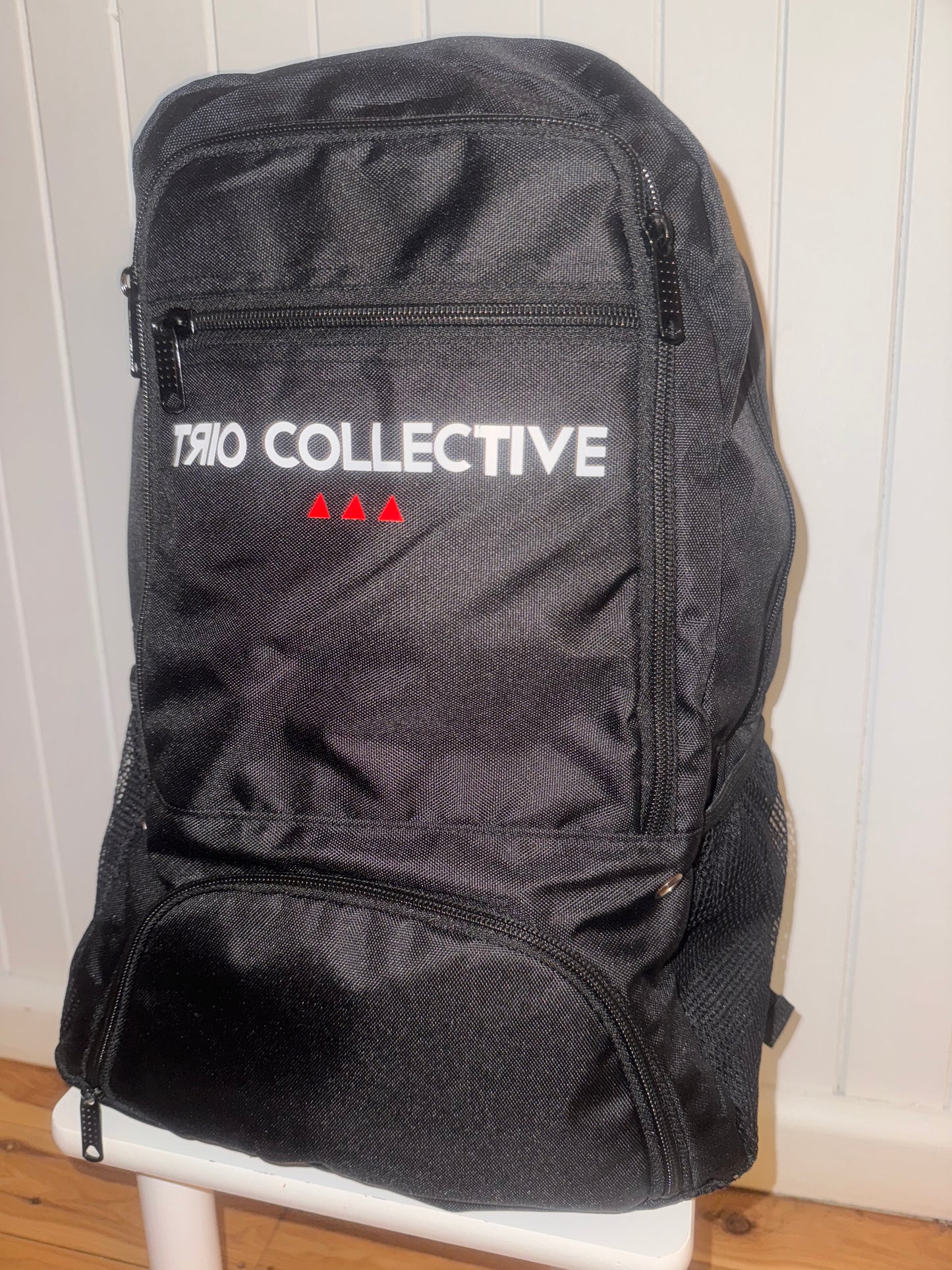 Black sports bag (Trio collective)