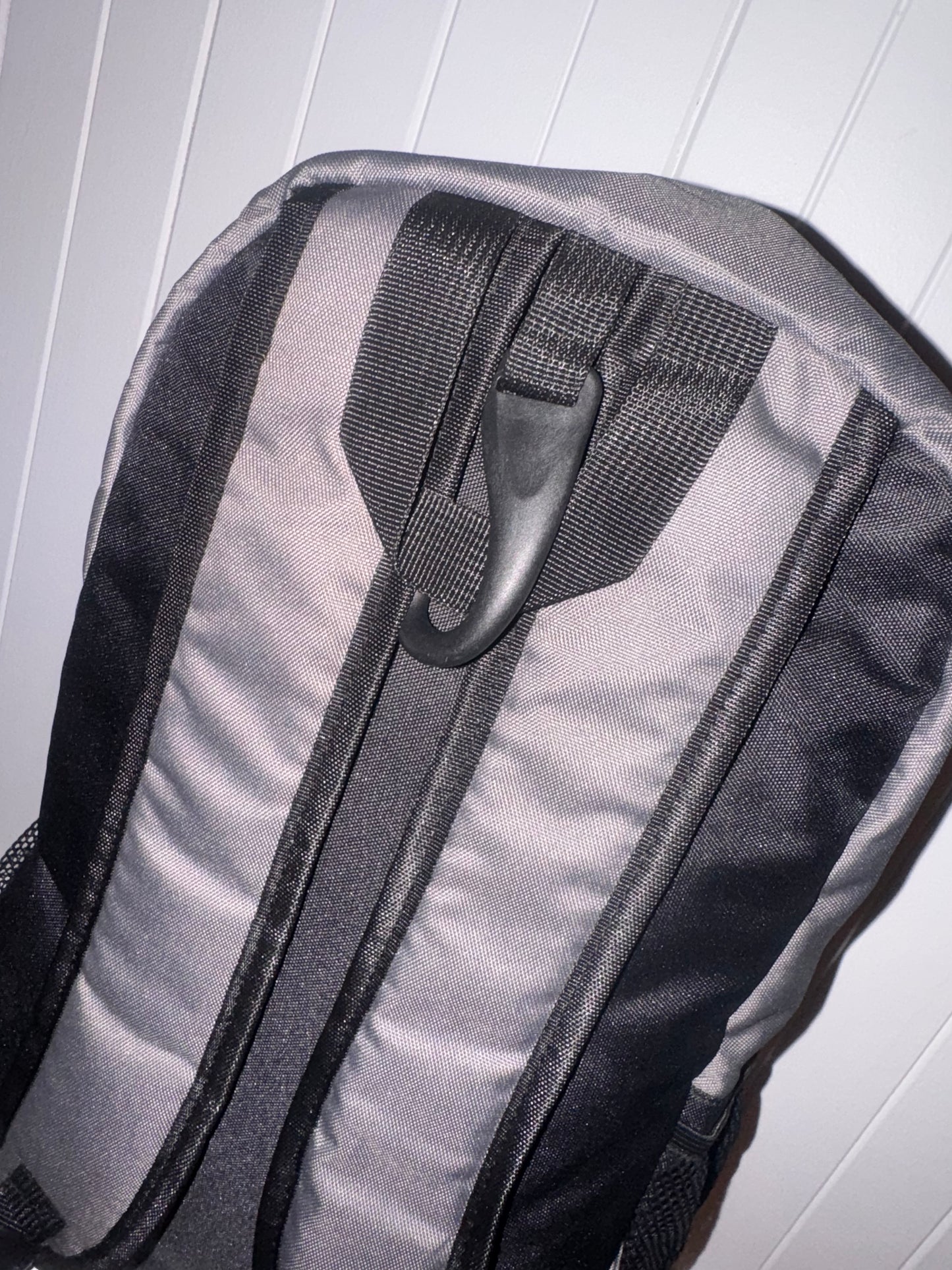 Grey sports bag (Trio collective)