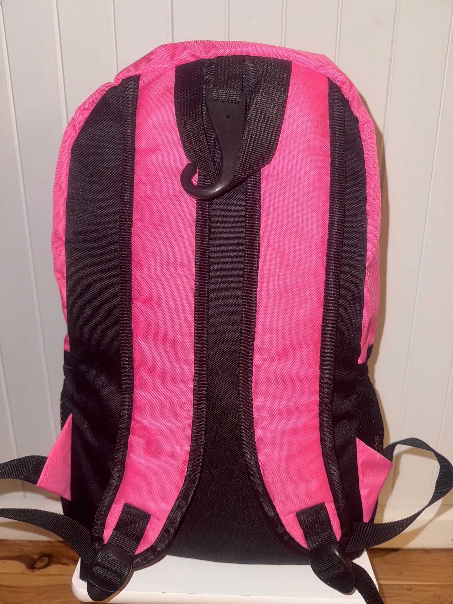 Pink sports bag (Trio collective)