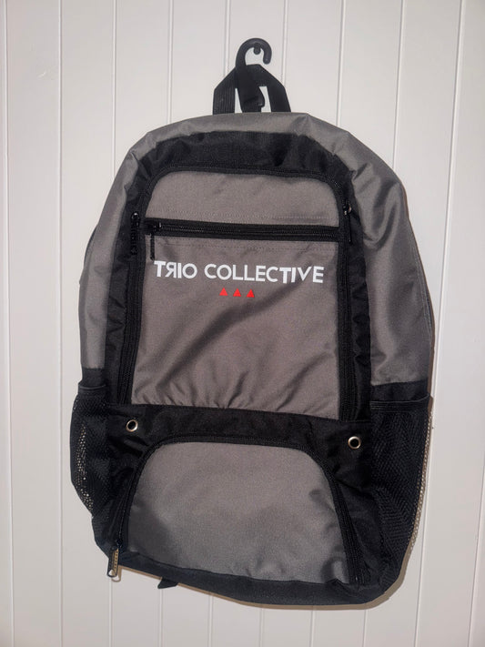 Grey sports bag (Trio collective)